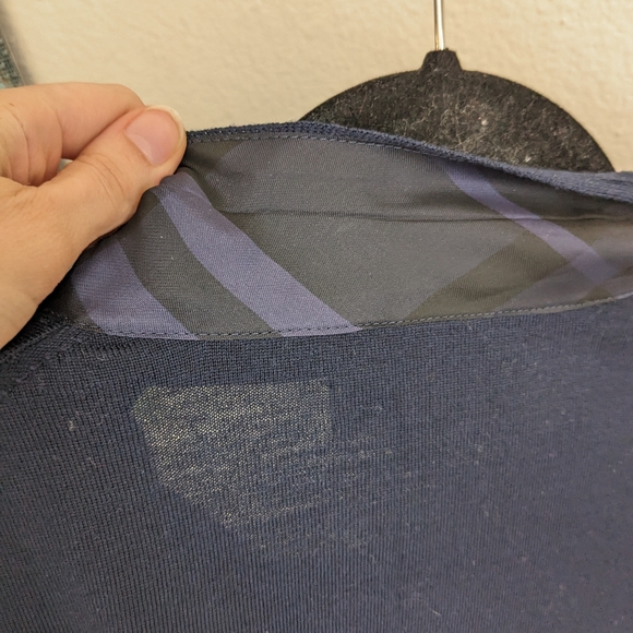 Burberry London V-Neck Blue Wool Sweater Bow Tie Front Neck Women's Sz Large - Picture 6 of 10